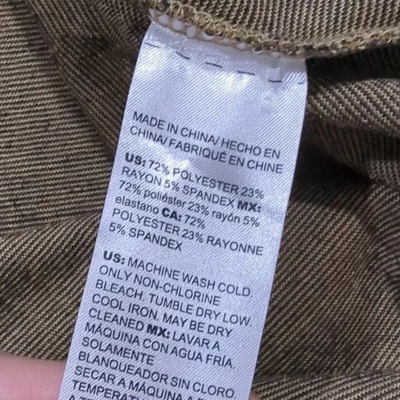 Chico's Top Womens XL Leopard Print Tie Front Shawl Size 3 - Picture 6 of 6